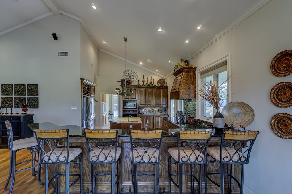 The Best Stone For an Indoor Bar Top