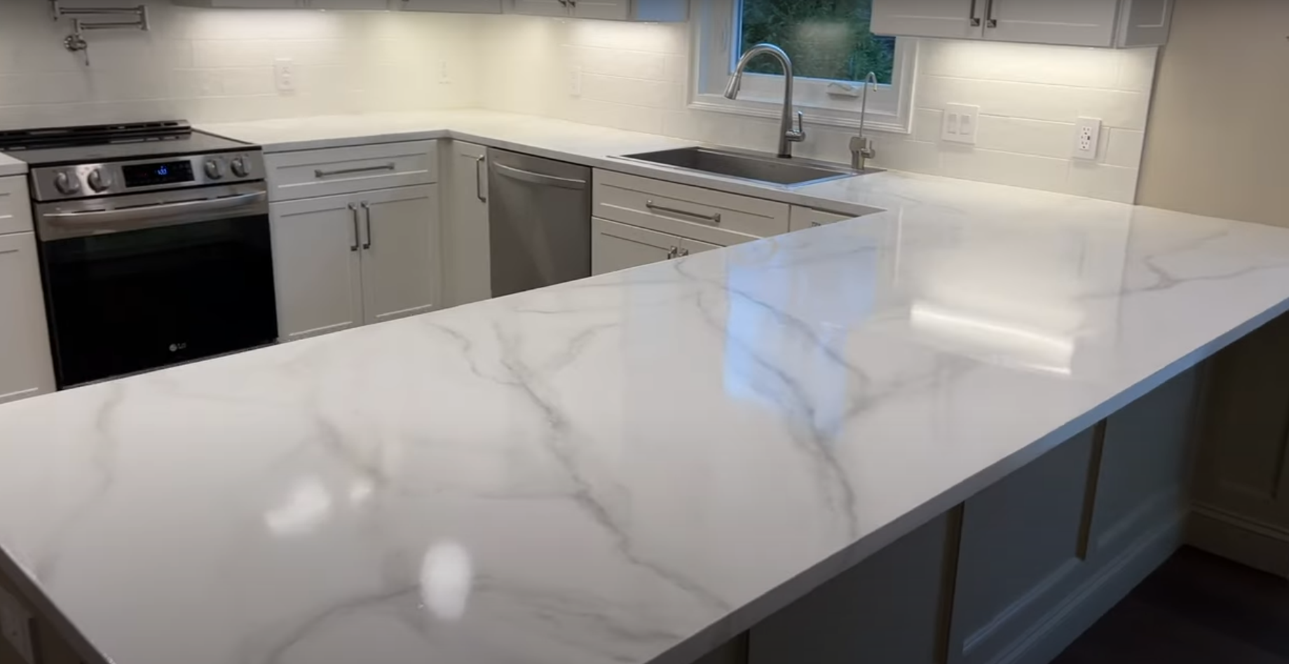 epoxy-countertop-white-marble-look-kitchen-countertops-granite-guy.jpg